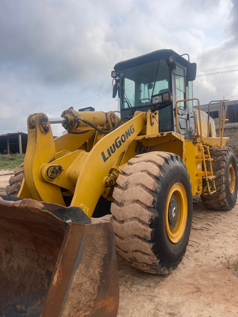 Danelo Enterprise wheel loader used for material handling